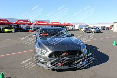 media/Nov-19-2022-Speed Ventures (Sat) [[eb5c8f9508]]/Around the Pits/Pre Grid Purple/